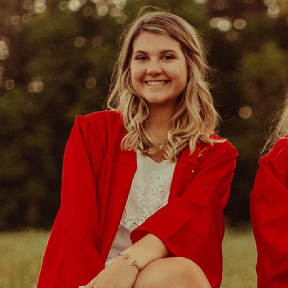 Meet your Posher, Hannah